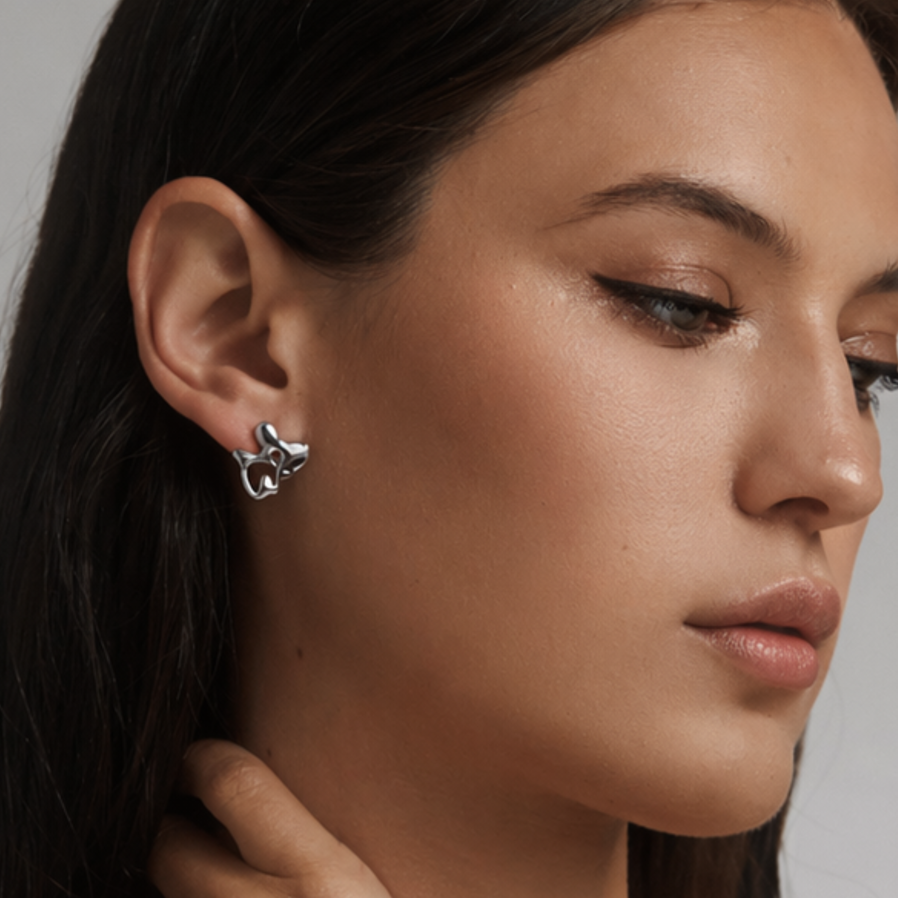 organic squiggle splotch stud earrings in silver by jessica liu